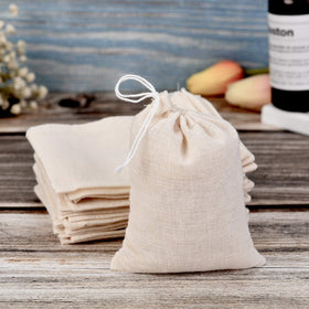 Tatuo muslin burlap bag protects jewelry and small keepsakes.