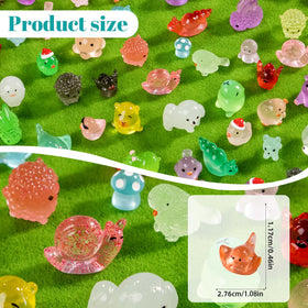 Teenzee tiny resin crab for coastal-themed displays and playful accents.