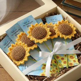 Tegeme graduation gift sunflowers ideal for celebratory messages.