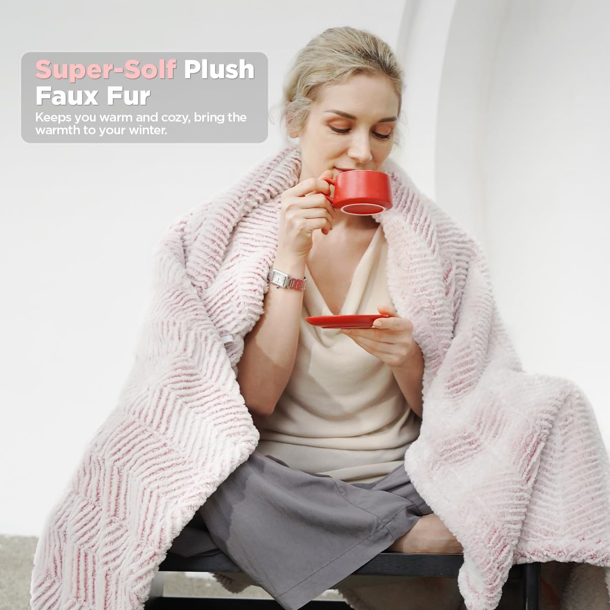 Machine-washable heated blanket from Templewet for easy care