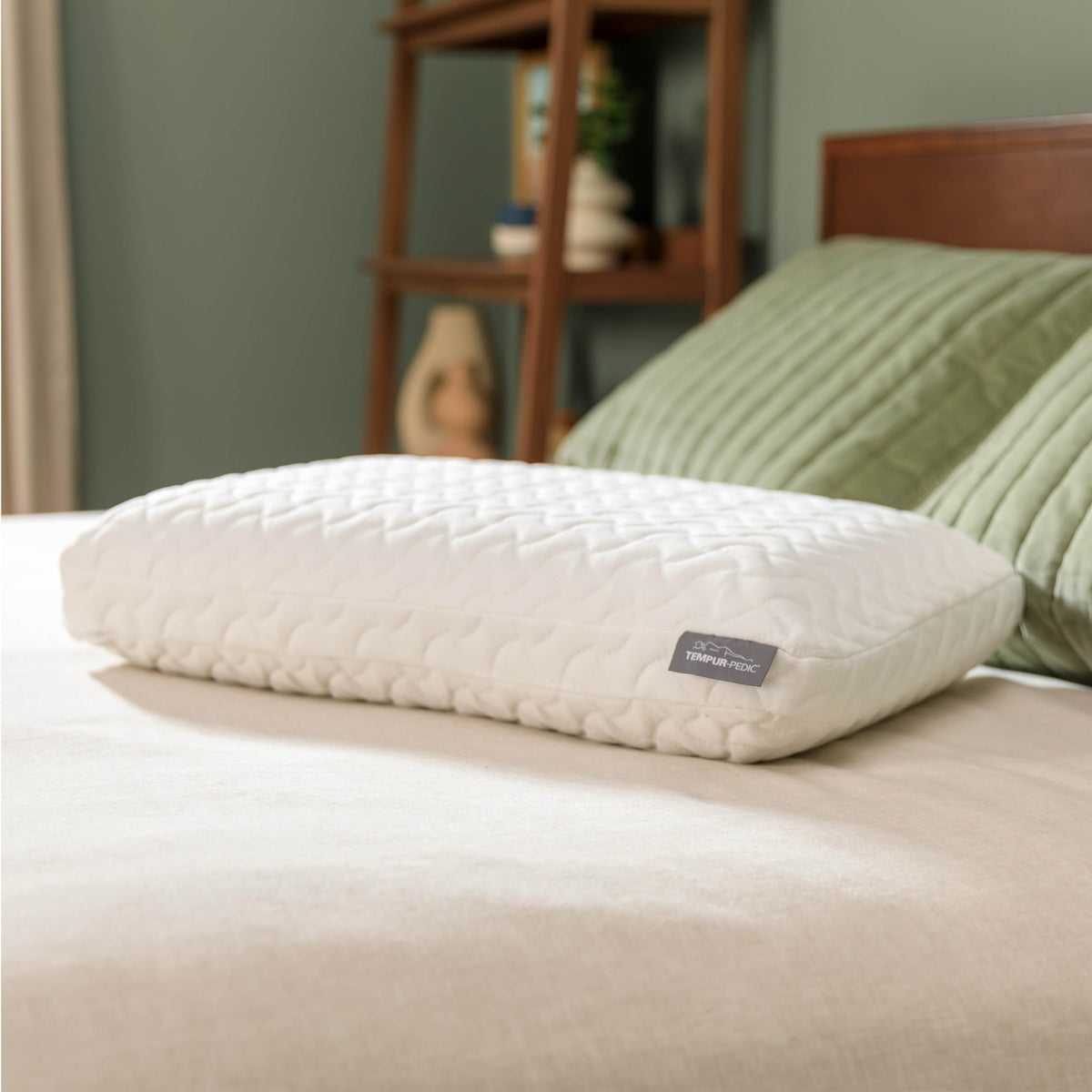 Tempur-Pedic Cloud Pillow King 2-Pack close-up of premium cover