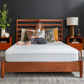 Tempur-Pedic TEMPUR-Protect ThermalSense fabric offers breathable comfort.