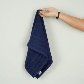 Tens Towels quick-dry fabric hint in light-weight fold.