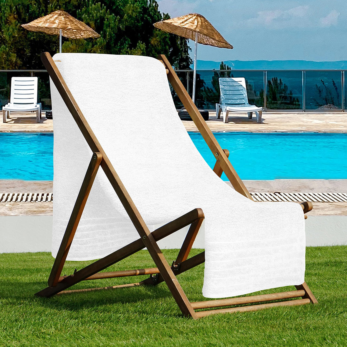 Tens Towels lightweight design, easy to carry for gym or travel.