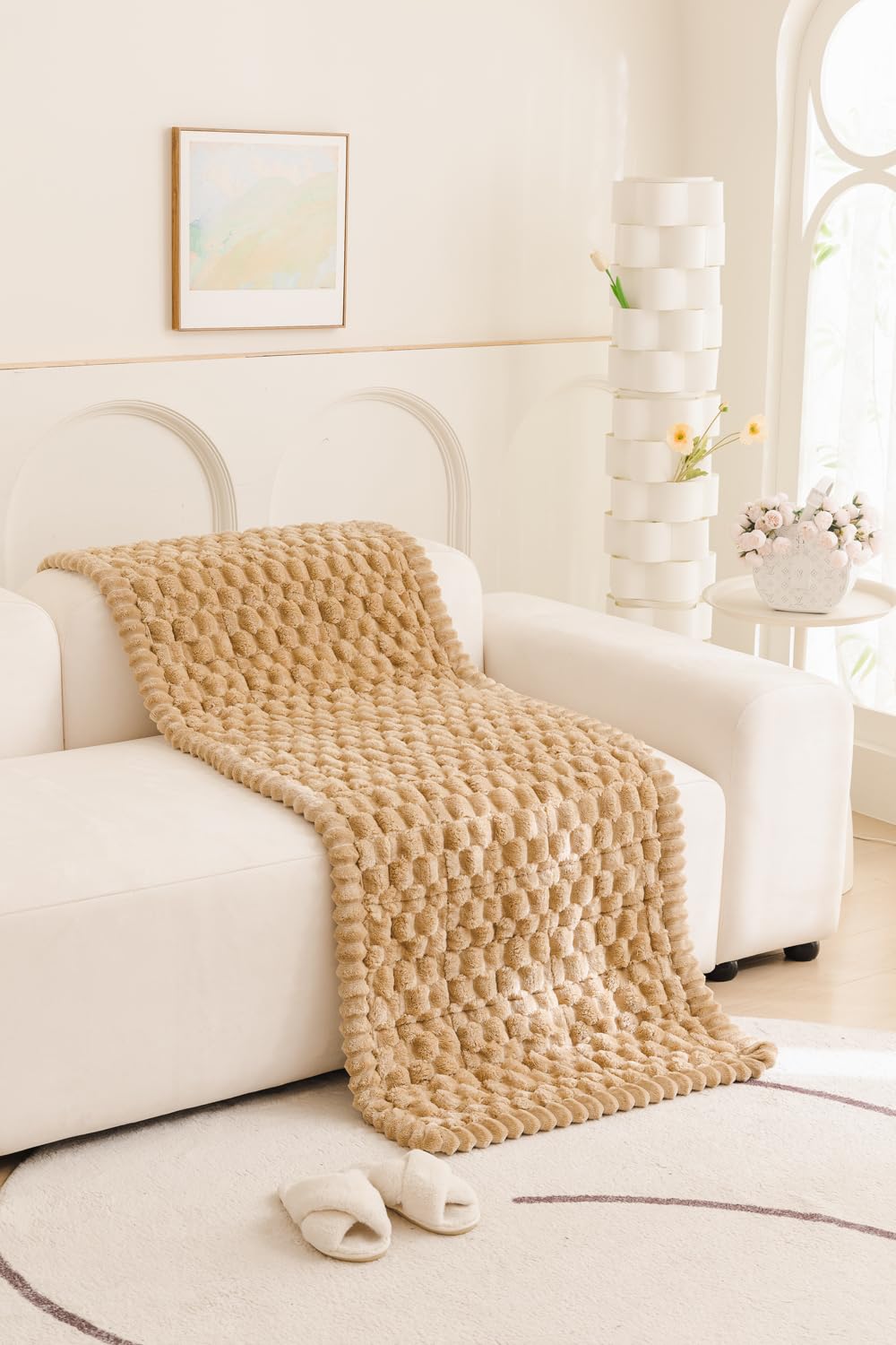 TGODGPY dog couch cover in multiple sizes fits your sofa snugly.
