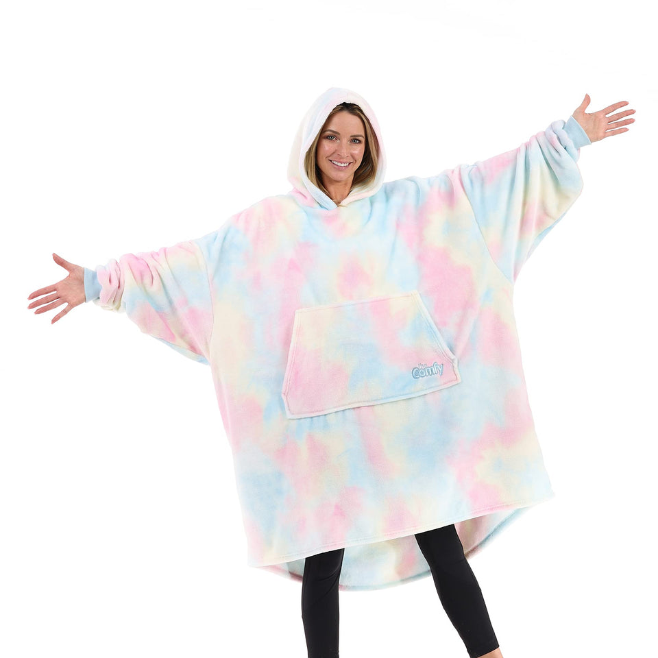 The Comfy Dream hood close-up showing cozy microfiber warmth for movie night.