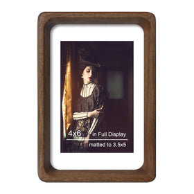 THKRLOF 4x6 frame in natural walnut wood with a classic photo display and rich grain.