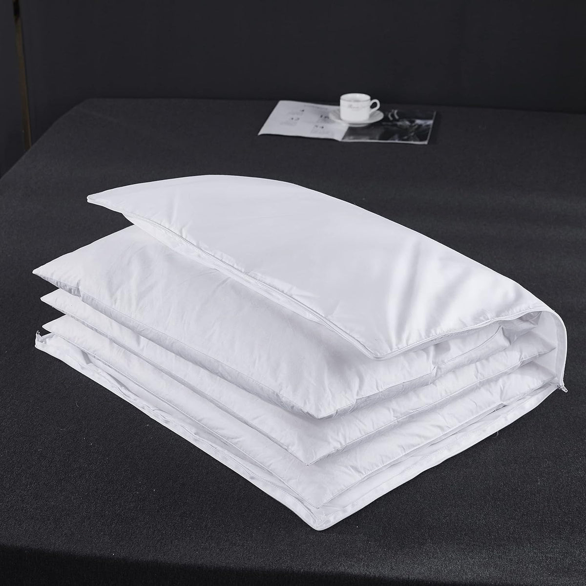 Three Geese zipper closure on pillow cover demonstrating easy removal and washing.