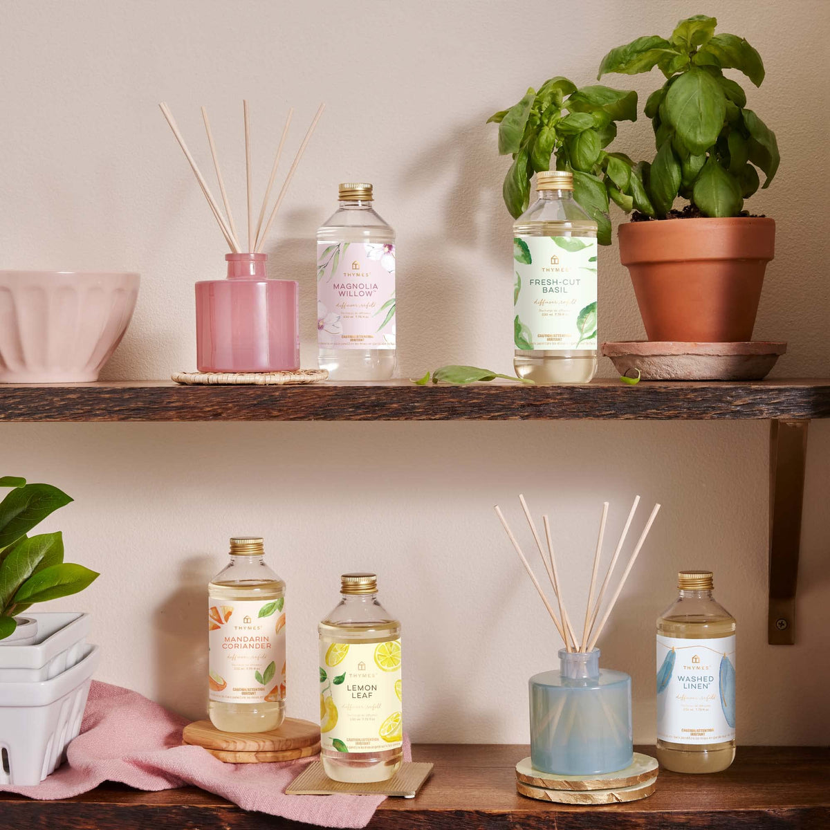 Thymes Lemon Leaf room scene setup boosts ambience with sparkling citrus notes.