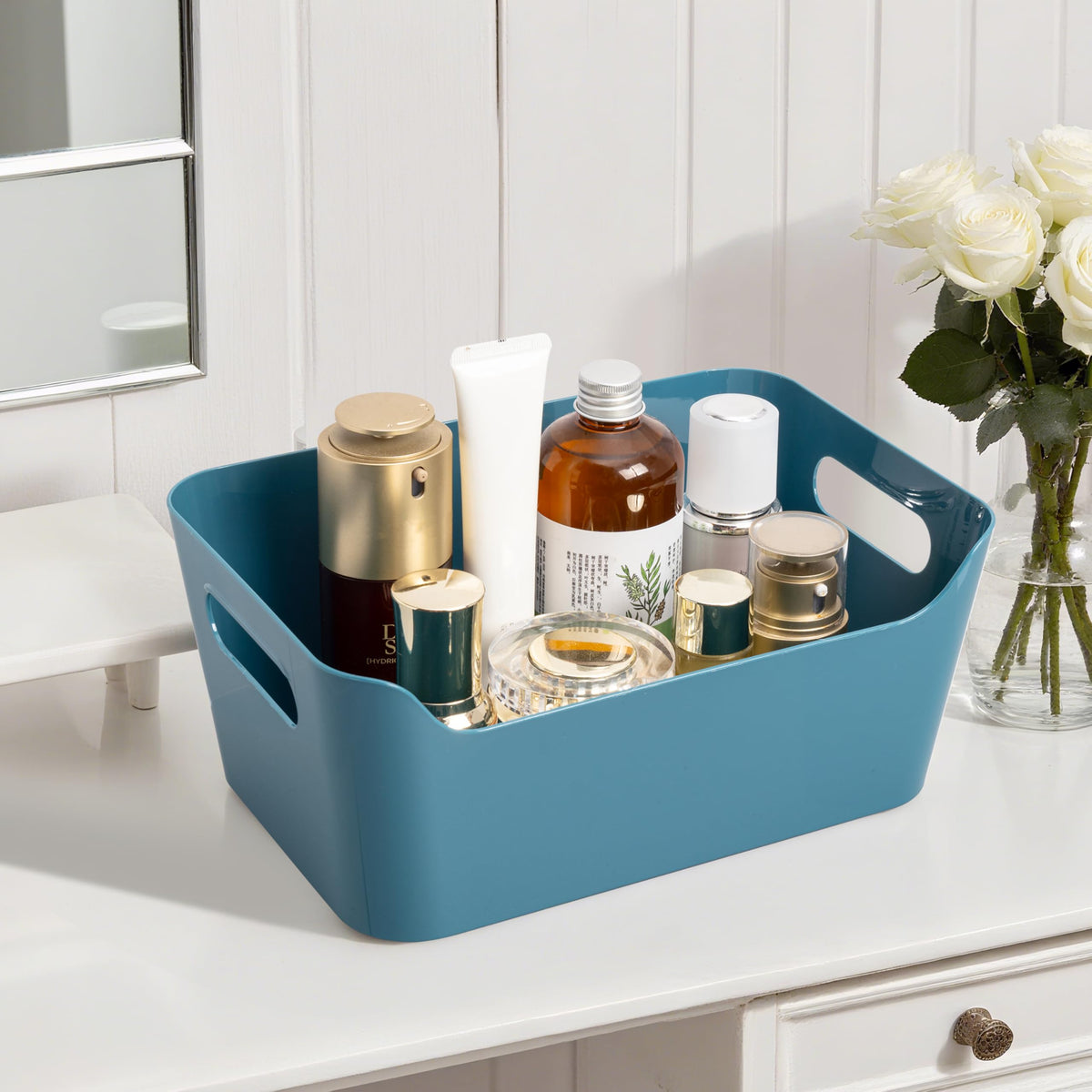 Tiawudi compact storage bin suitable for shelves and desks.