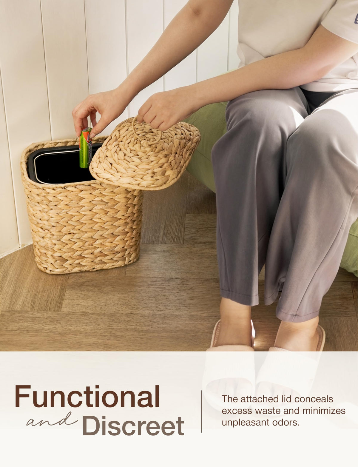 Tidita removable liner makes cleaning and emptying easy.