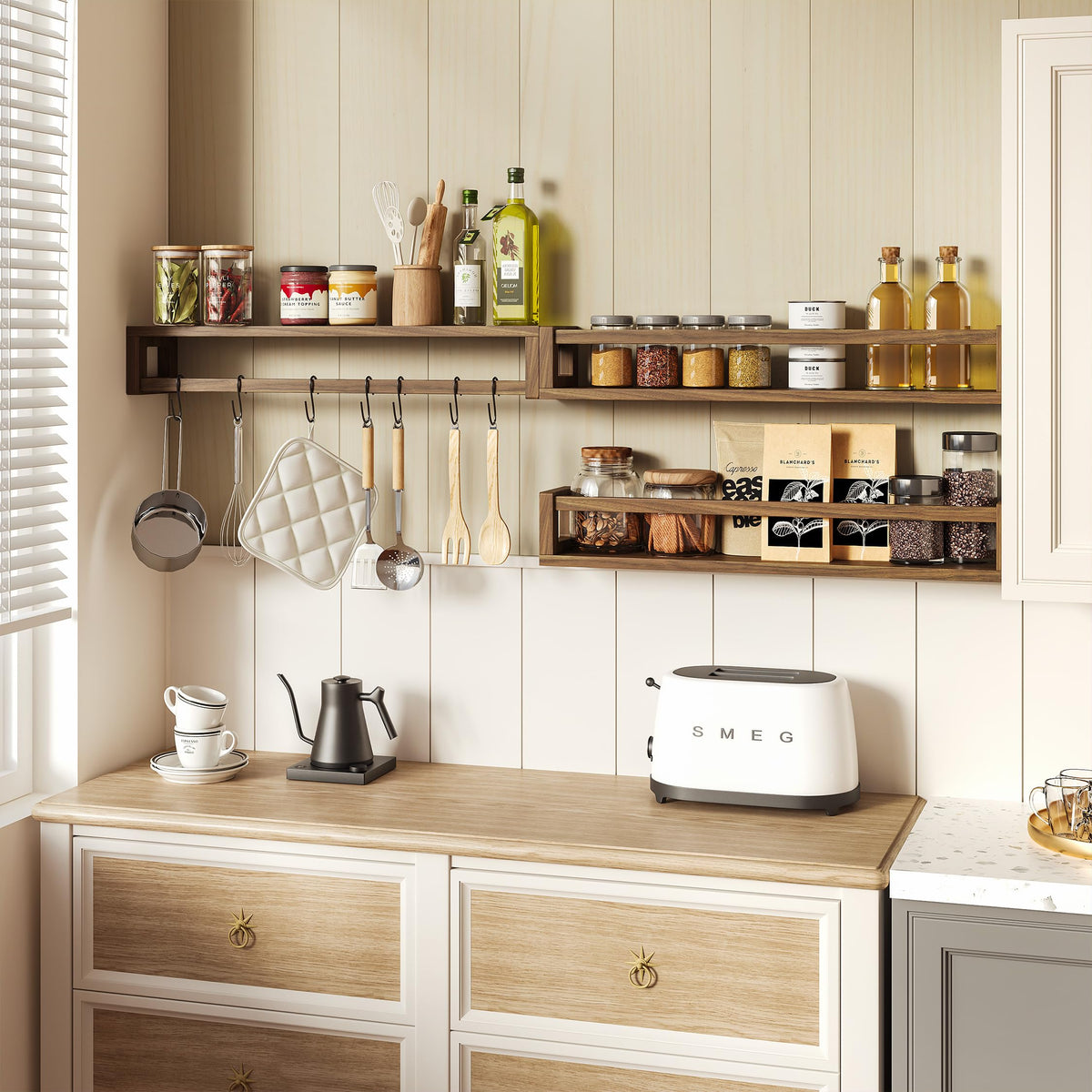 Hollow side panels allow easy access from any angle.