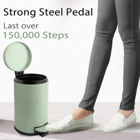 TIPGO trash can with odor seal helps keep smells contained between bag changes.
