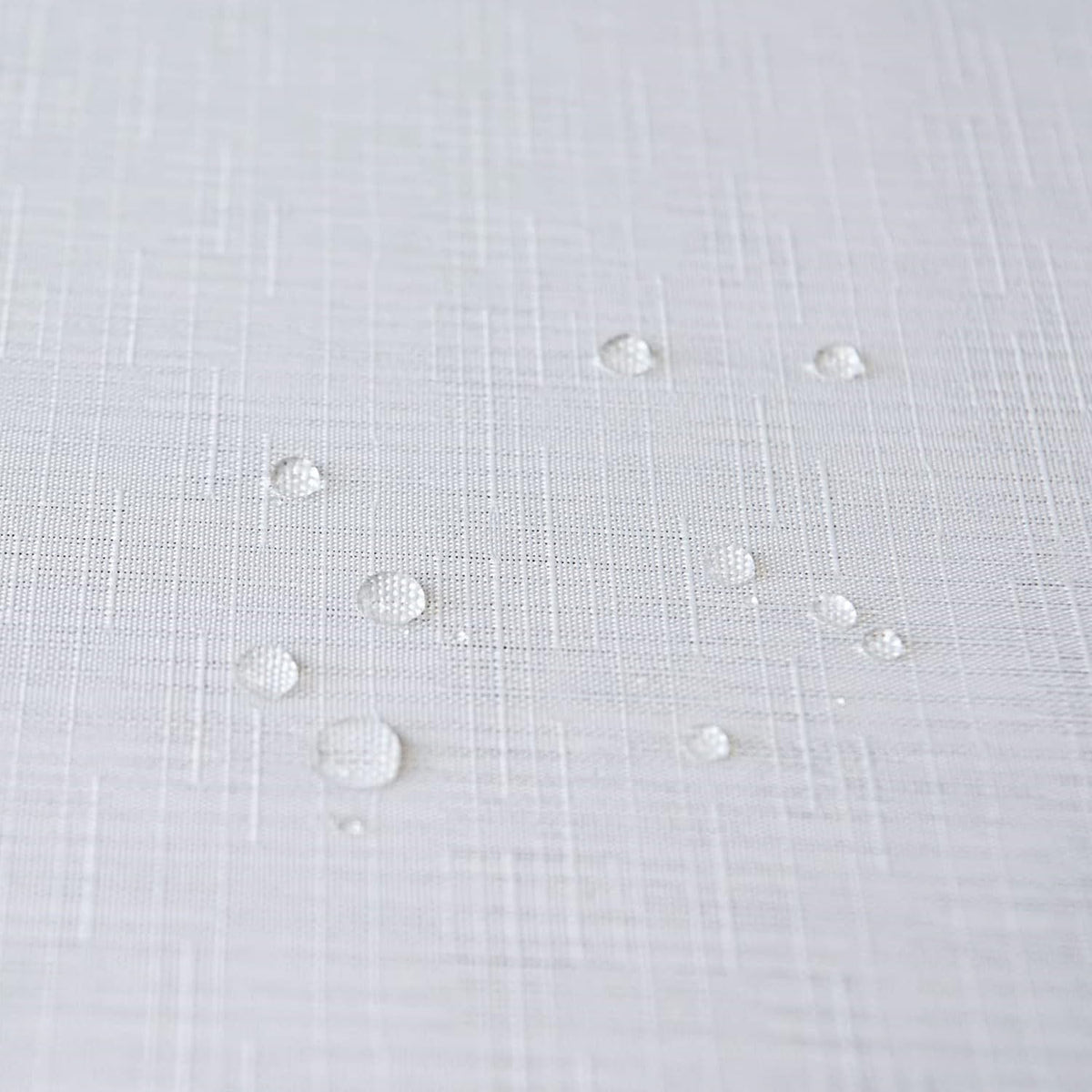 Tititex machine-washable curtain stays fresh after cold-water cycles.