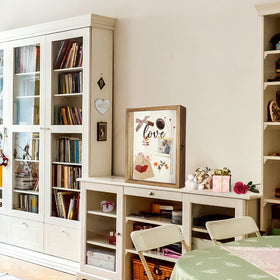 TJ.MOREE Shadow Box solid wood frame adds vintage charm and sturdy protection.