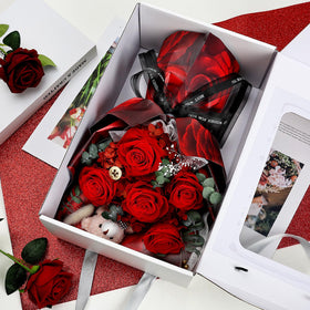 Tobilu gift for women captures elegance for Mother's Day, graduations, or anniversaries.