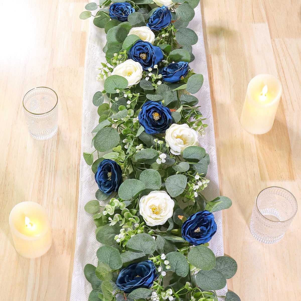 TOCHGREEN 2-pack garland with blue-white roses for elegant wedding decor