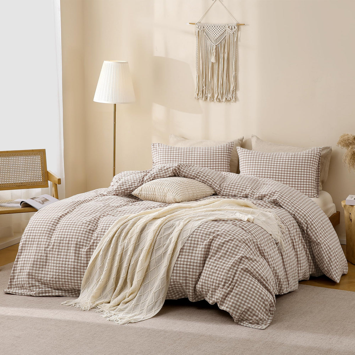 TOCOMOA linen-like texture close-up highlights breathable relaxed fabric