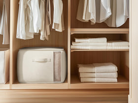 TomVista breathable cotton canvas material promotes airflow and odor control.