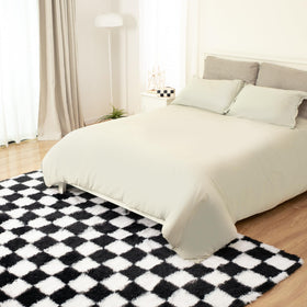 TOOHUB classic checkered design brightens rooms with timeless appeal.