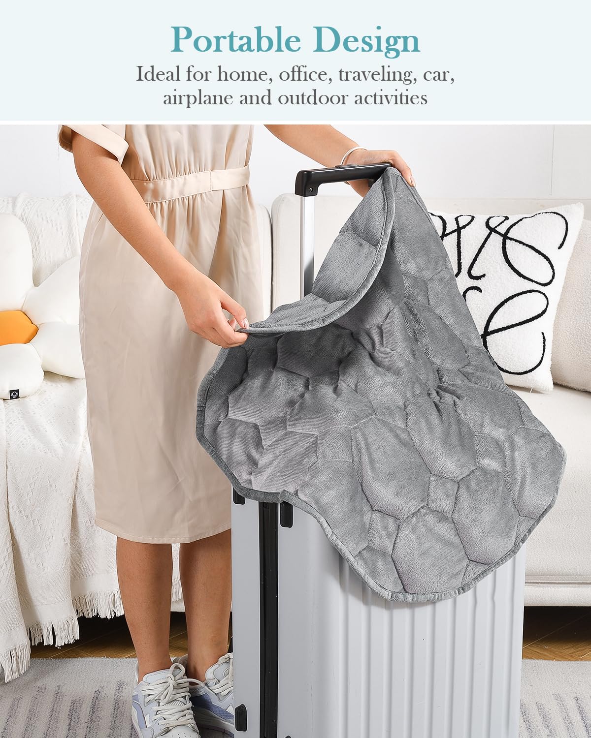 Topblan dual-sided velboa fabric offers plush warmth and easy care.