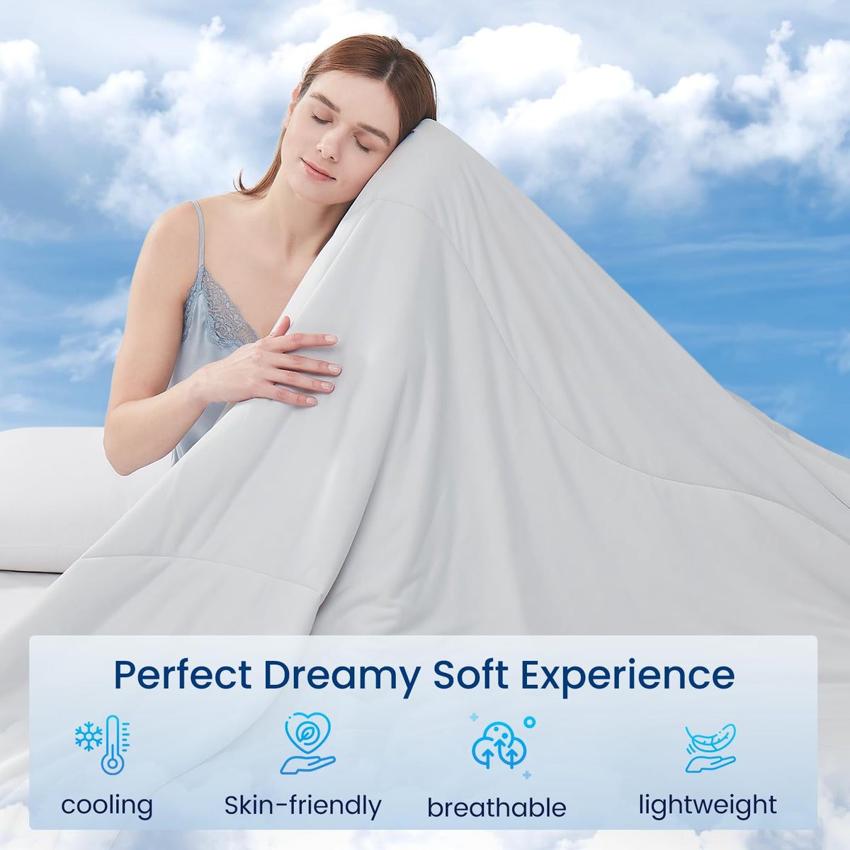 Topcee silk-filled comforter offers cloud-like softness and breathable warmth