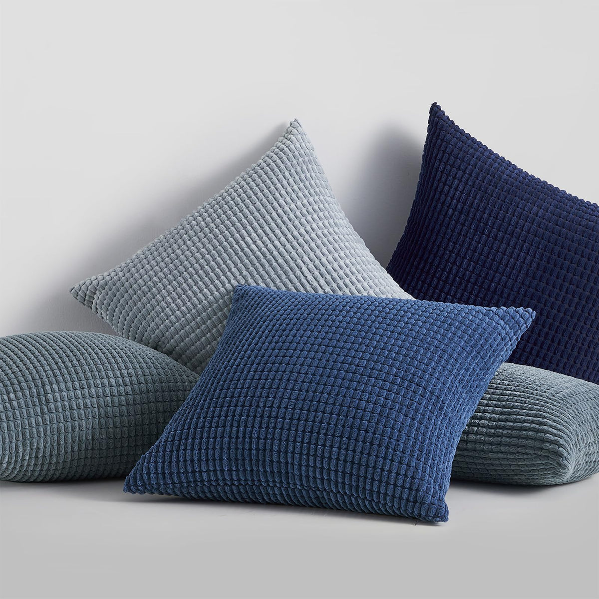 Topfinel multi-color gradient set creates gifting-ready accents for any room
