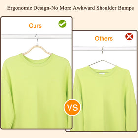 TOPIA HANGER pants bar keeps pants wrinkle-free and neatly arranged.