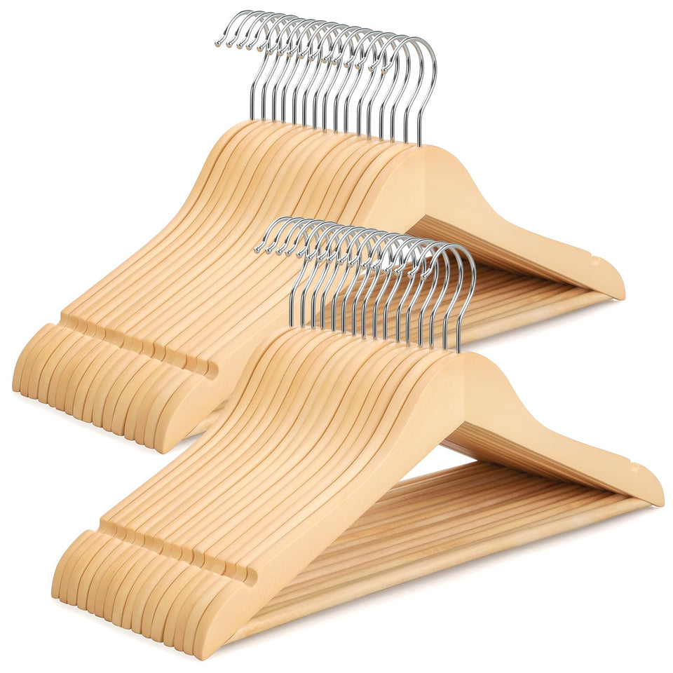 TOPIA HANGER 30-pack in box for closet organization.