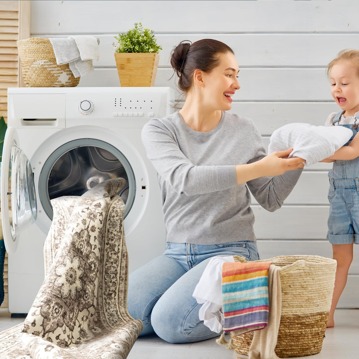 TOPRUUG stain-resistant surface cleans easily after spills and pet messes.