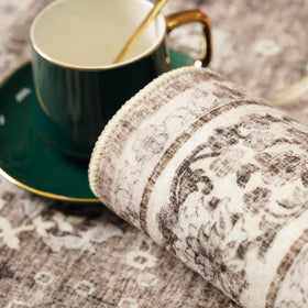 TOPRUUG velvet-soft texture underfoot makes walking barefoot pleasant.