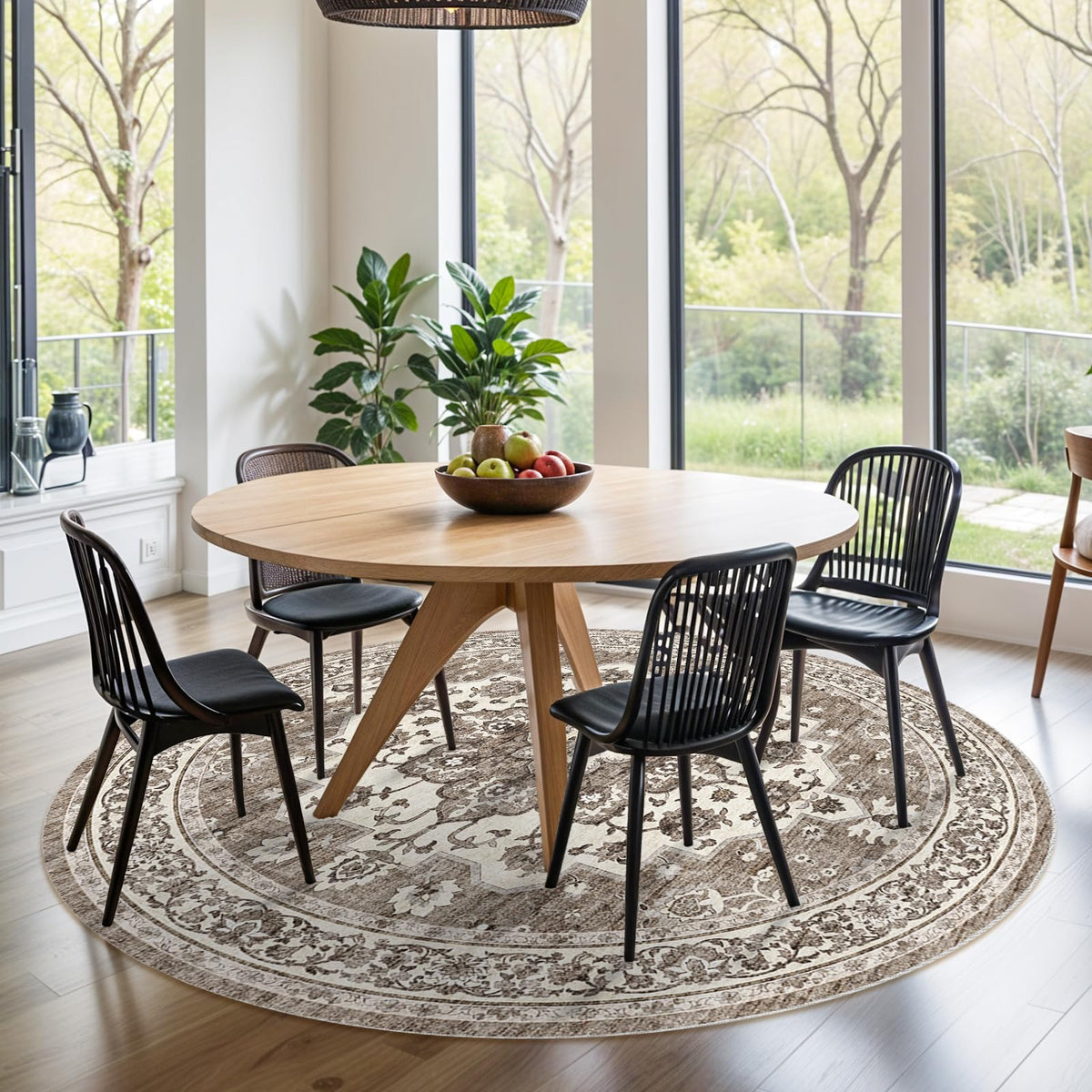 TOPRUUG vintage medallion design enhances decor in living rooms and bedrooms.