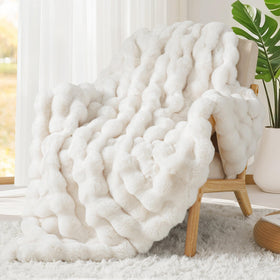 Touchat luxury faux rabbit fur throw edge stitching highlights durability and craftsmanship