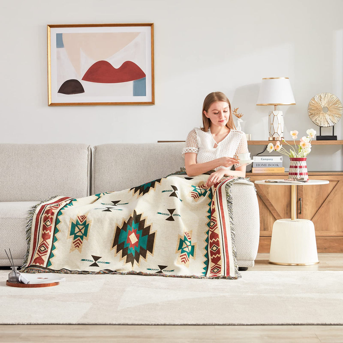 Touchat blanket tassels close-up highlights decorative fringe and craftsmanship.