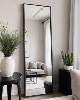 TRAHOME easy setup for floor-standing or wall-mounted use
