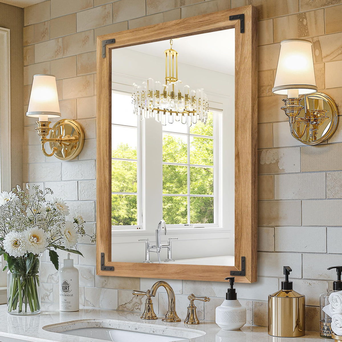 Solid wood frame corner detail of the TRAHOME mirror