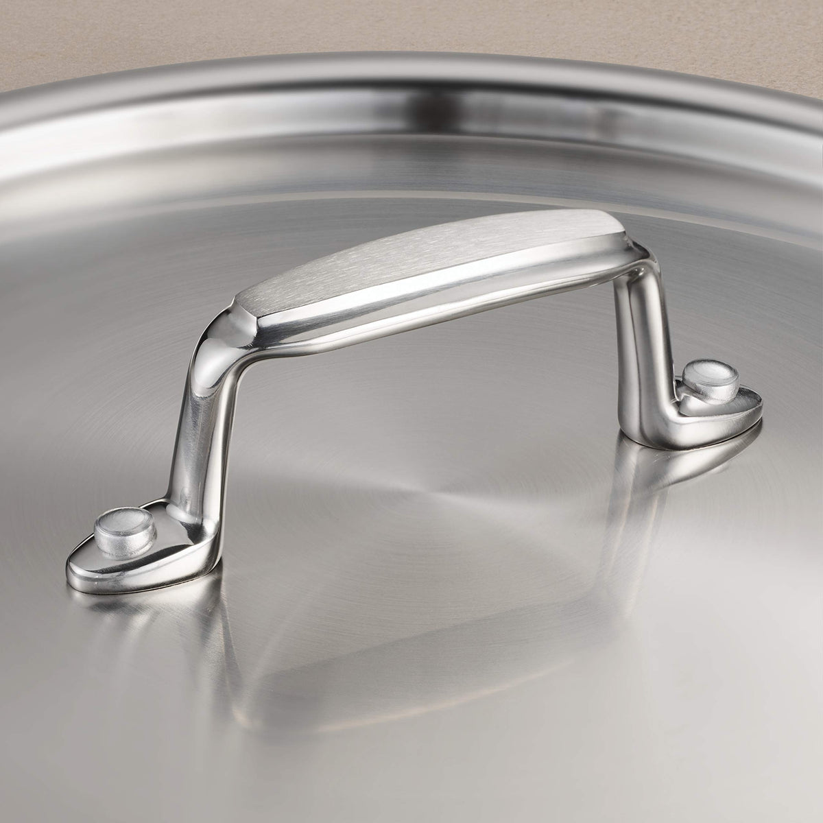 Induction, gas, and electric compatibility demonstrated on Tramontina Gourmet pot