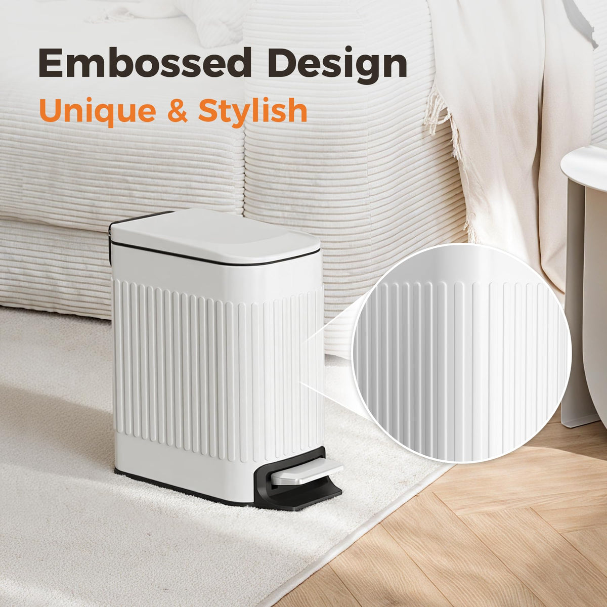 TrashAid removable inner bucket eases trash removal and cleaning.
