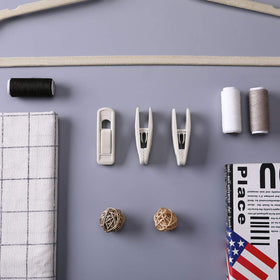 Trgowaul Beige clips enhance closet organization