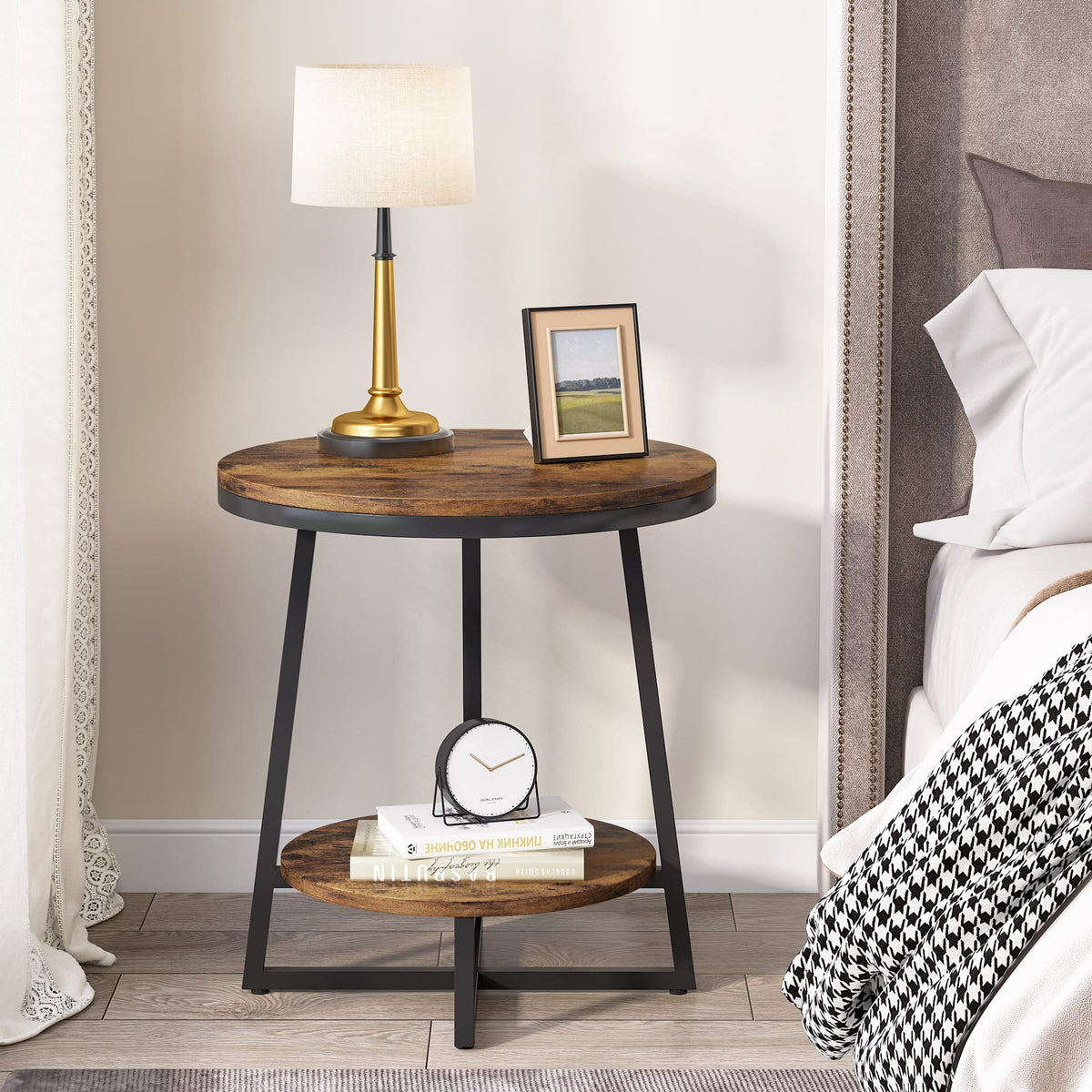Tribesigns end table wood grain top adds warm texture.