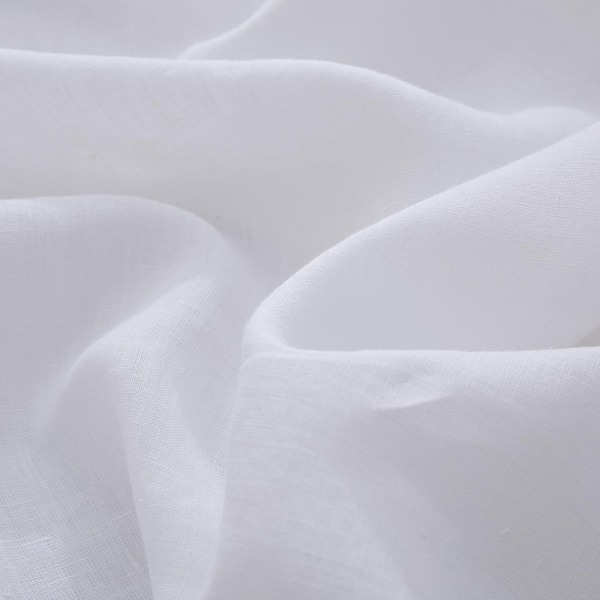 Tseapeni linen storage sack included for premium gift-ready presentation