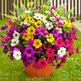 TSTWETO UV-resistant fake plants stay vibrant under sun.