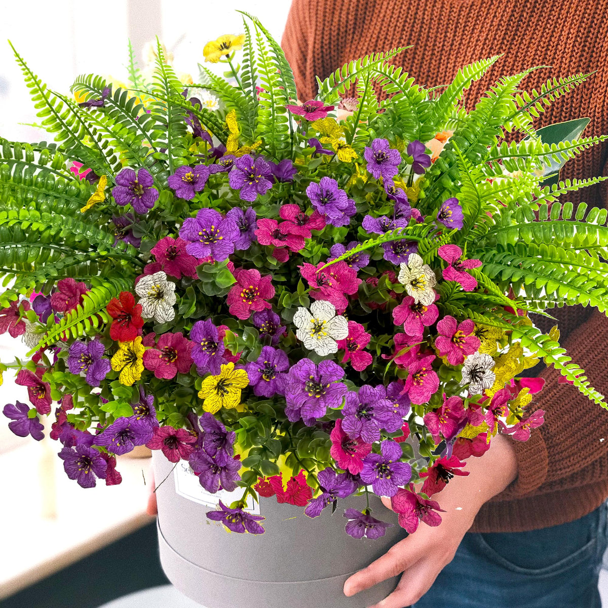TSTWETO mixed-color outdoor flowers for year-round greenery.