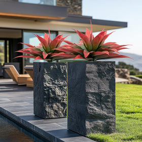 Ttranewsoo thick stem construction provides sturdy outdoor placement.