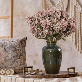 Ttranewsoo Hydrangea vase arrangement offering simple styling options