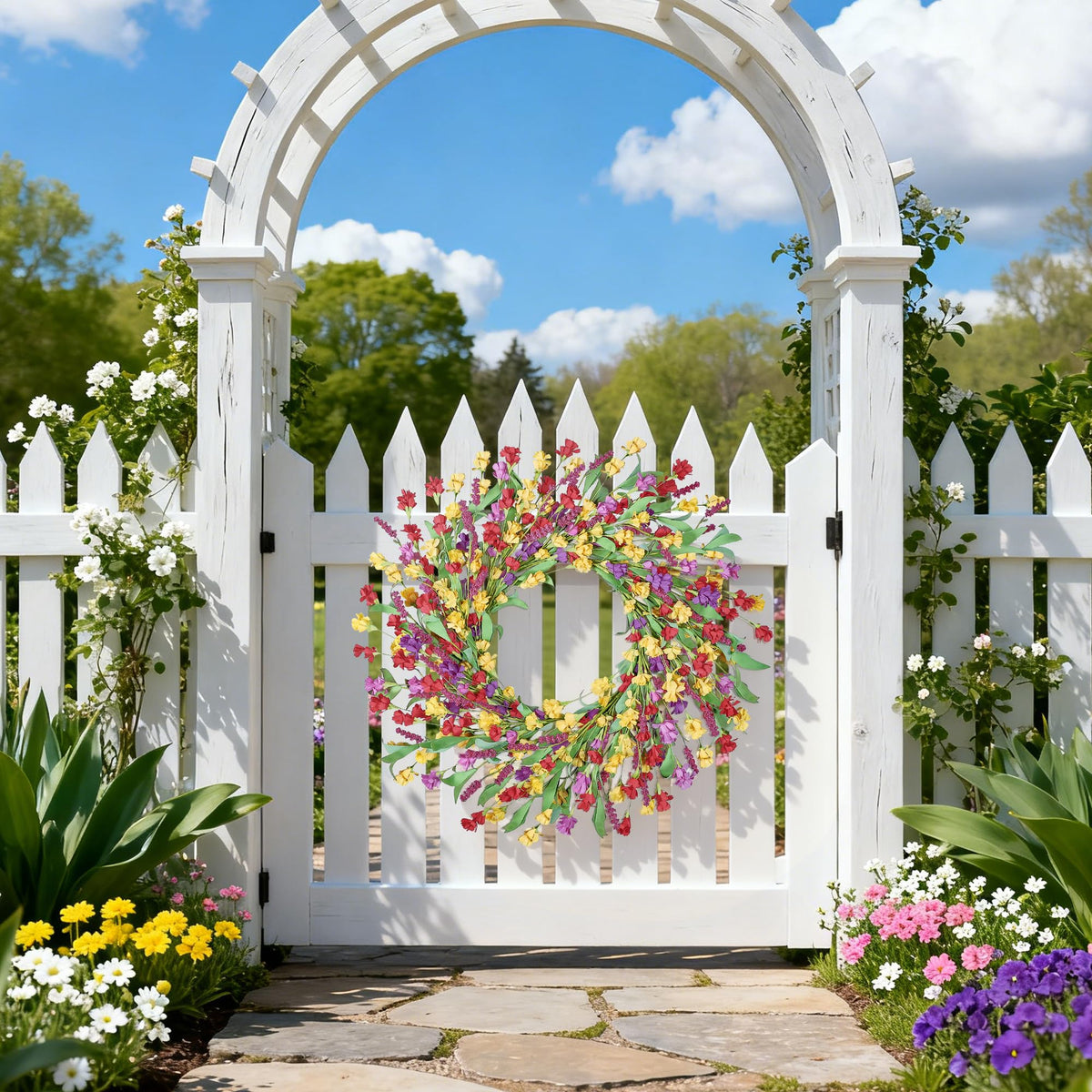 Tulvend wreath makes a thoughtful gift for housewarmings and celebrations.