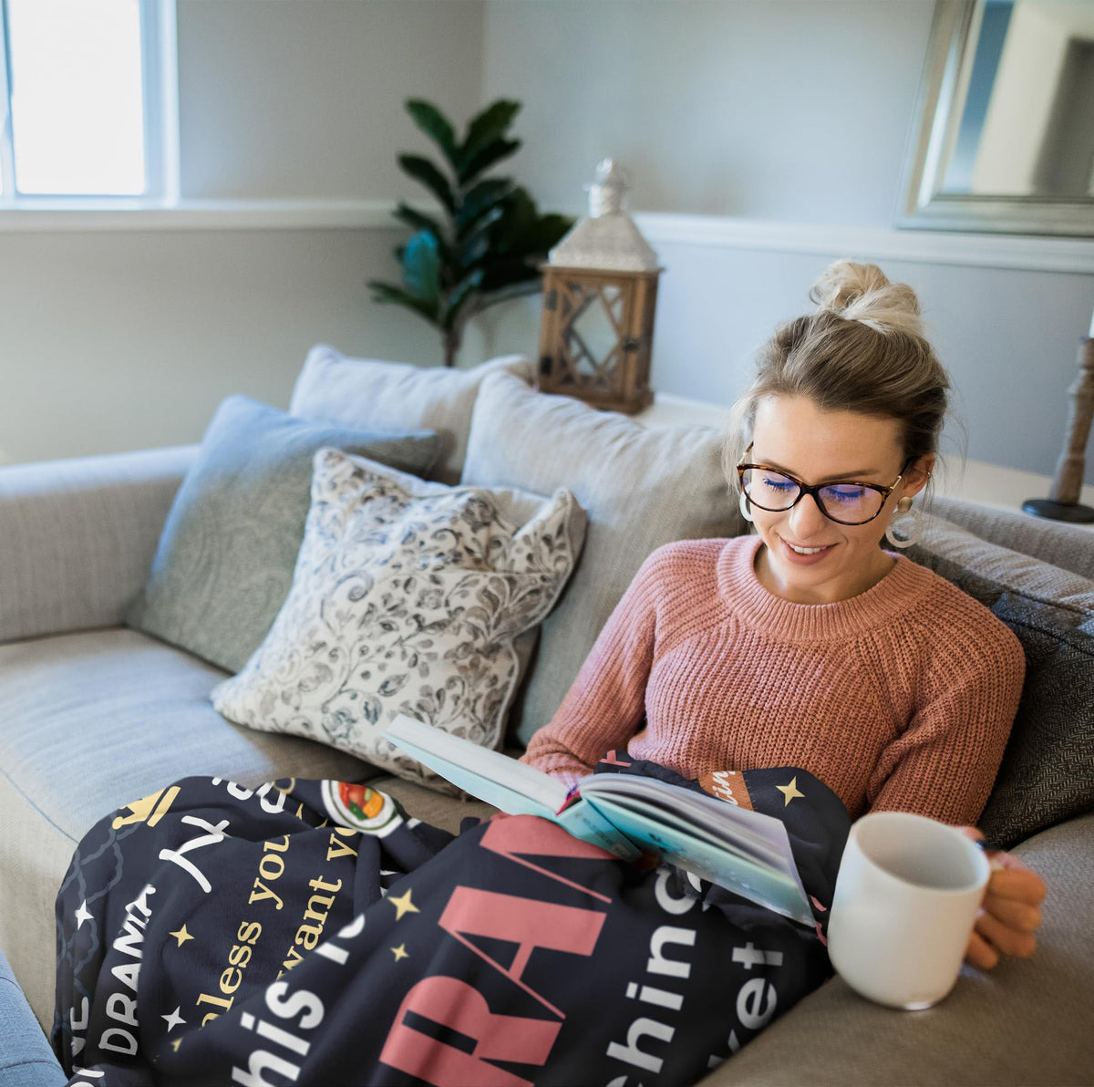 Turelos Korean drama blanket with soft flannel fabric for cozy movie nights.