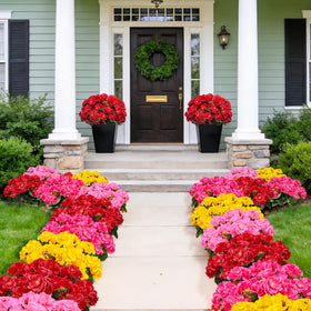 TURNMEON cemetery decor with maintenance-free faux flowers.