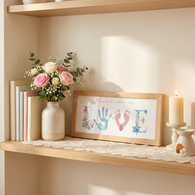 TwoDays high-transparency acrylic panel protects prints from fading.