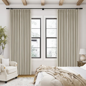 TWODRAPES accessories included ensure a complete installation with hooks and rings.